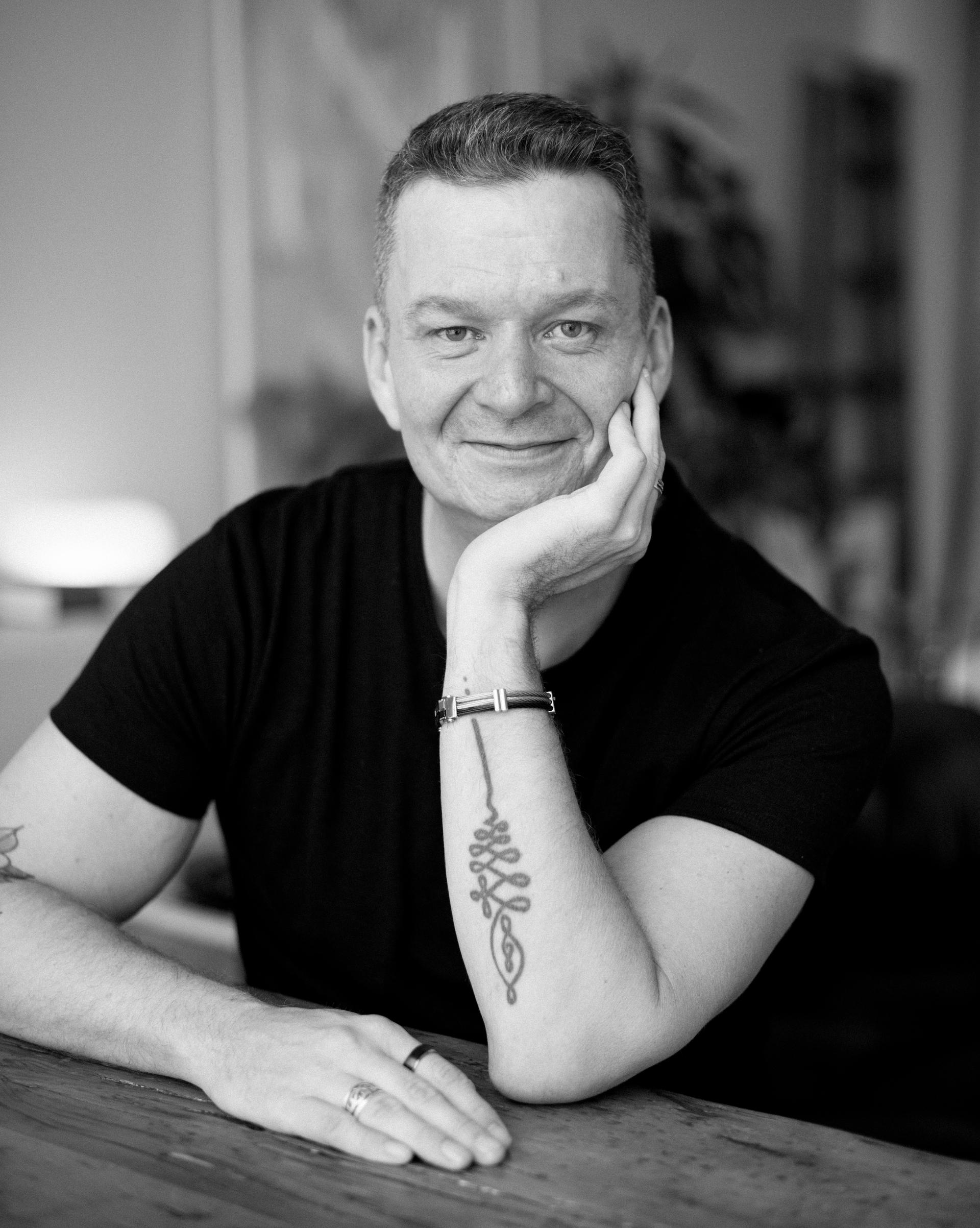 Dave Edwards, Registered Psychotherapist (Qualifying), black and white portrait